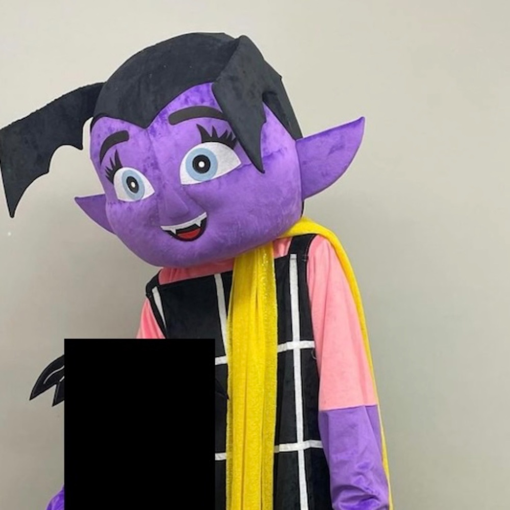 Mascot Quality Vampirina Costume